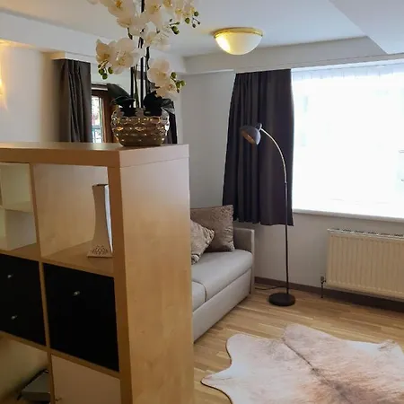 Bachschneider - By Mynests * Grobming