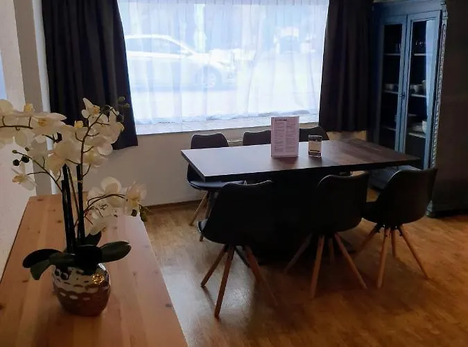 Bachschneider - By Mynests *